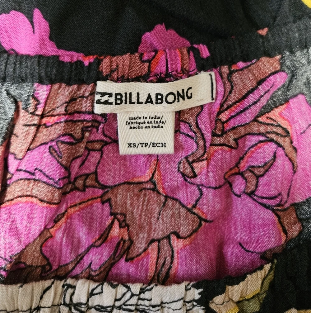 Billabong Off the Shoulder Top - Picture 11 of 11